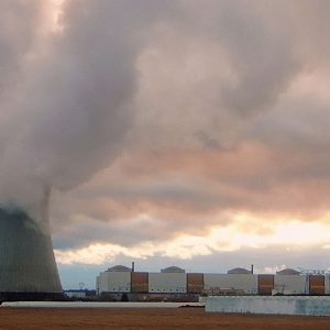 Centrale-nucleaire-de-Dampierre-par-We-El-680