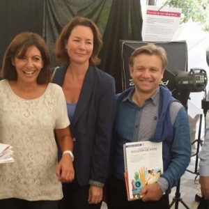 Forum des assocaitions dans le 14e avec Carine Petit, Anne Hidalgo et Pauline Veron