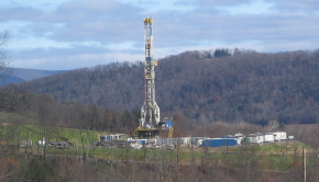Marcellus_Shale_Gas_Drilling_Tower700b